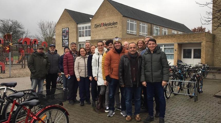 D&ouml;şemealtı&rsquo;nda, "Bike2 School" projesi