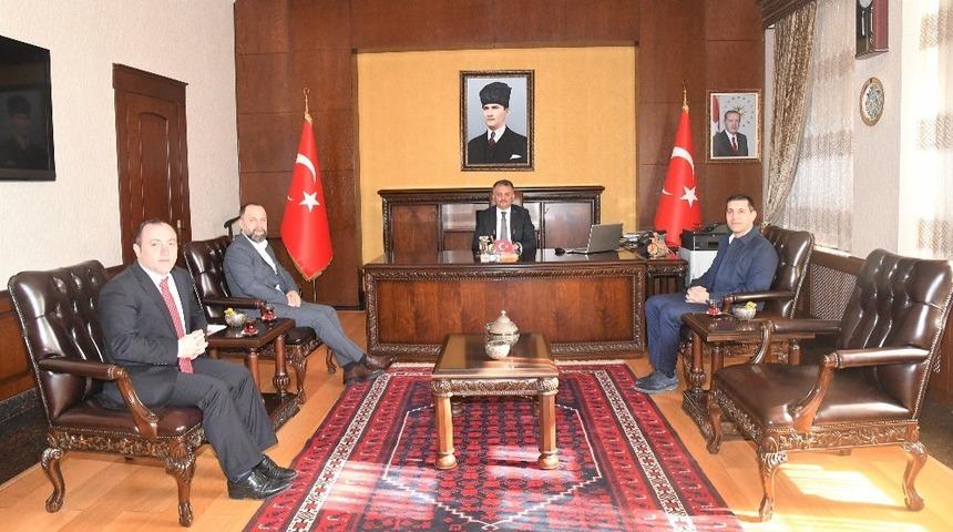 Ermişler ailesinden Anadolu lisesi