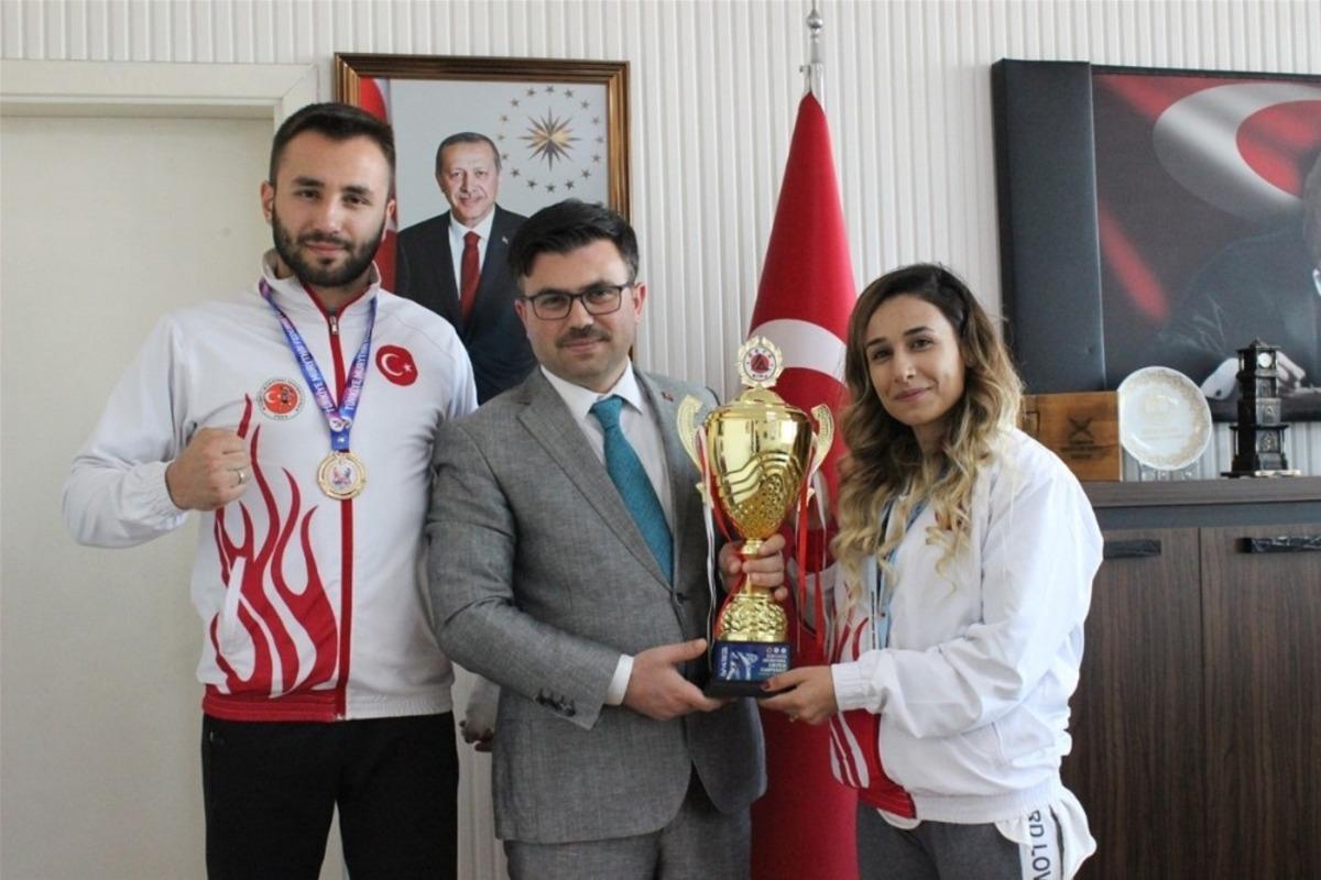 D&uuml;zceli Sporcu Avrupa Şampiyonu oldu