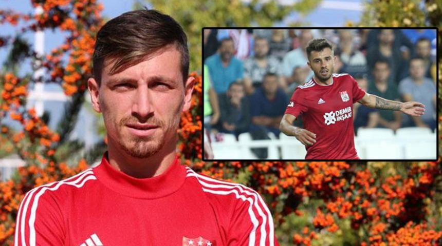 Galatasaray, Emre Kılınç ve Mert Hakan Yandaş'ı kadrosuna katıyor