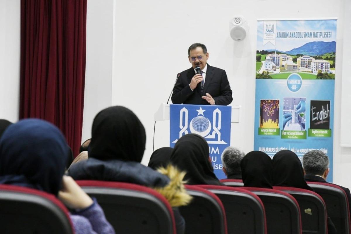 Başkan Demir İdlib şehidinin mezun olduğu okulda