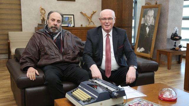 Levent Karaer’in daktilosu Odunpazarı’na emanet
