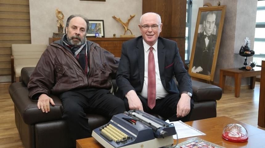 Levent Karaer&rsquo;in daktilosu Odunpazarı&rsquo;na emanet