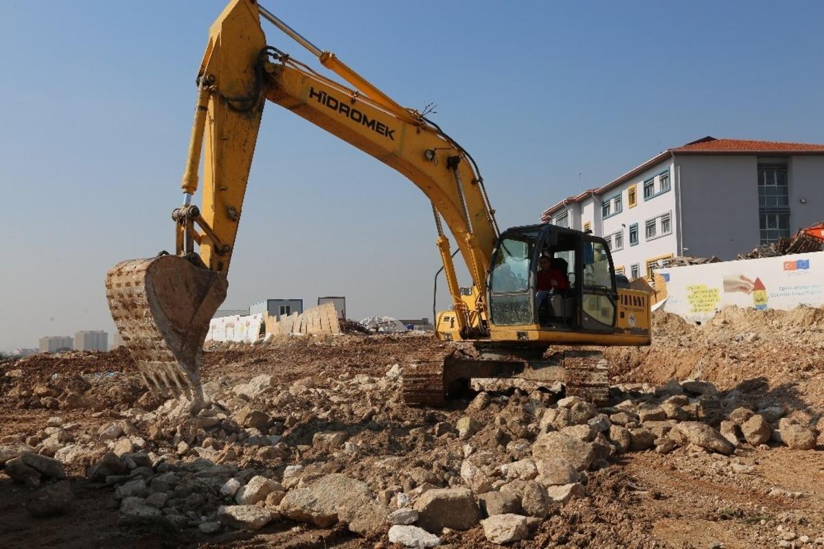 Toroslar&rsquo;da yeni yol a&ccedil;ma &ccedil;alışmaları devam ediyor