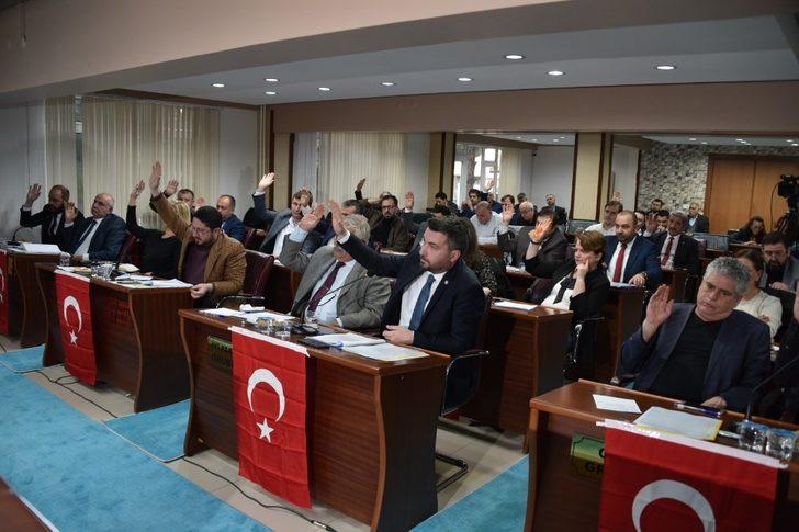 Yunusemre Meclisinde şehitler için Kur’an-ı Kerim tilaveti G3