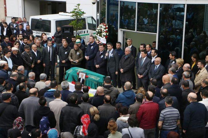 Kartal Belediyesi personeli son yolculuğuna uğurlandı G3