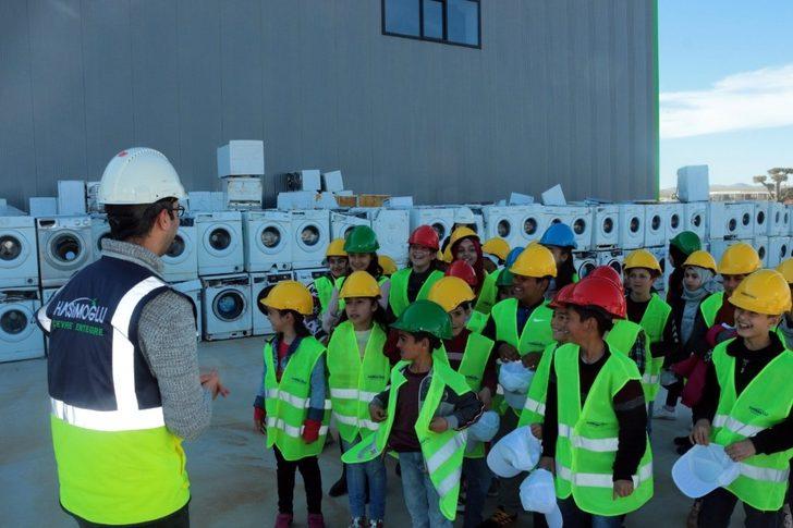 Mardin’de öğrenciler geri dönüşüm tesisini gezdi G4