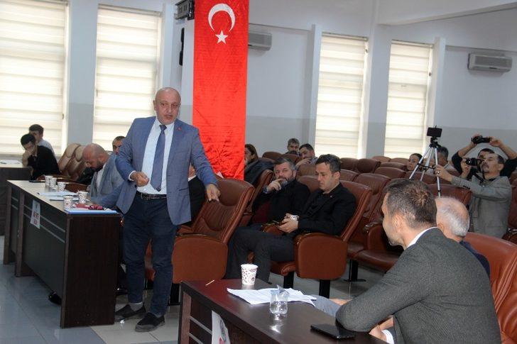 Posbıyık; “Gün siyaseti bırakıp birlik olma günü” G2