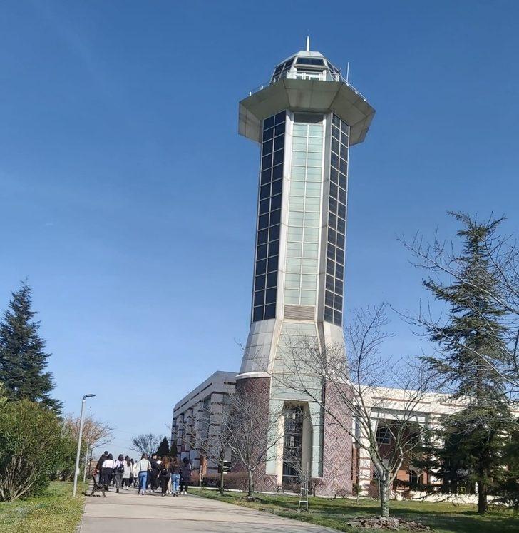 Altınküre lisesi öğrencileri üniversiteleri gezdi G5