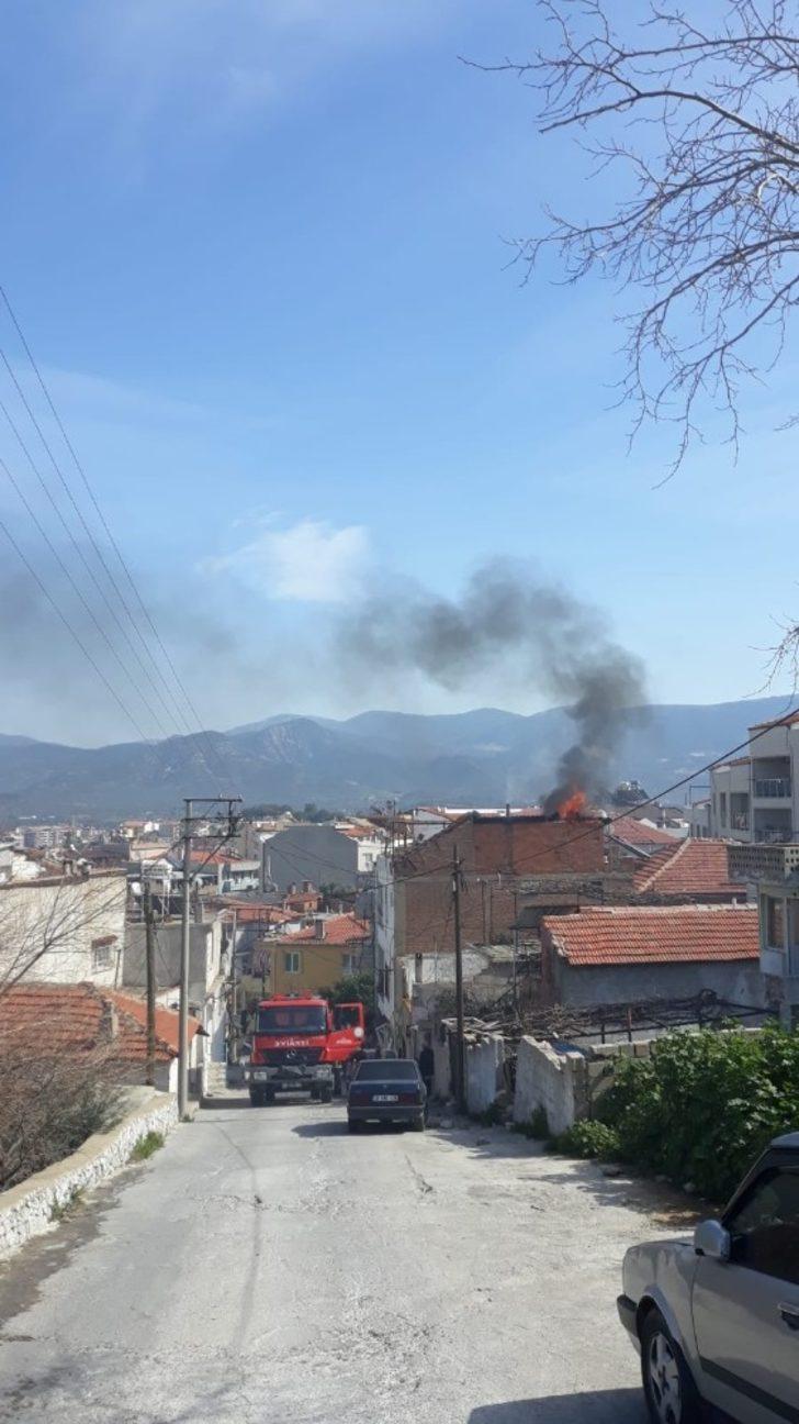 Çatıdaki çıkan yangın korkuttu G3