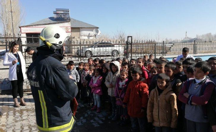 Van’da gerçeği aratmayan yangın tatbikatı G2