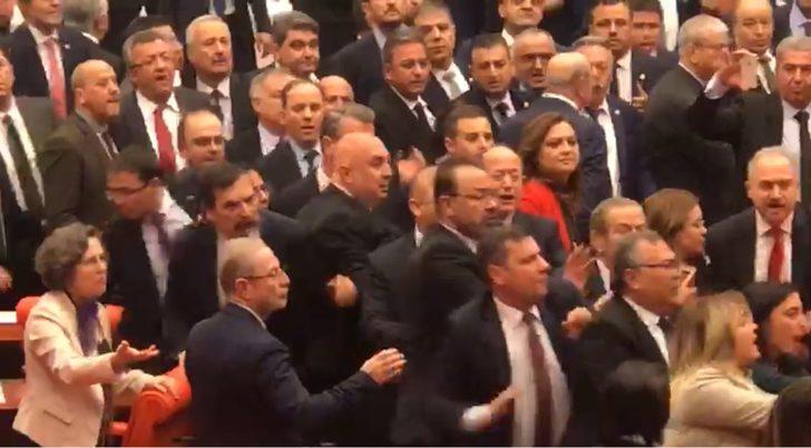 TBMM'de İdlib oturumunda kavga! AK Parti'li ve CHP'li vekiller birbirine girdi G5