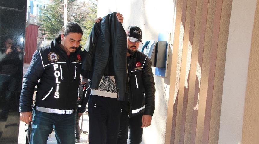 Bilecik&rsquo;te uyuşturucu operasyonu: 2 kişi g&ouml;zaltına alındı
