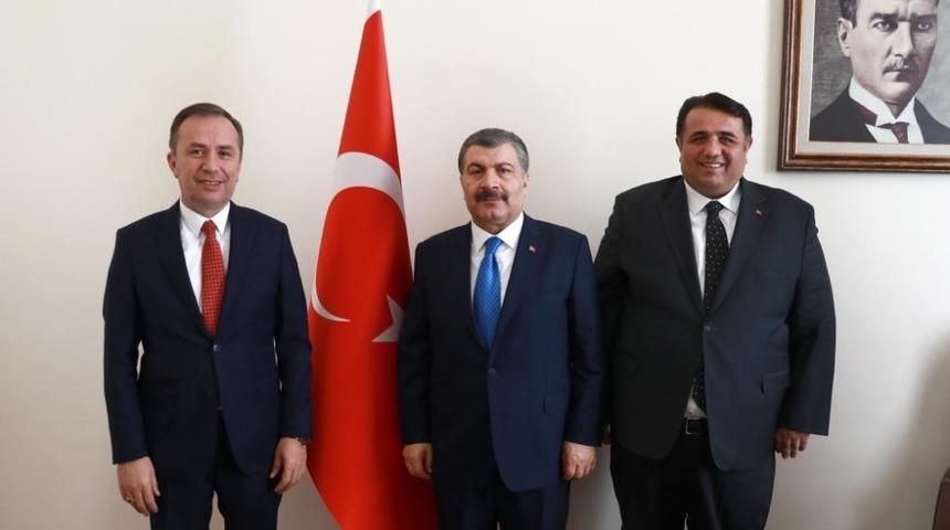 Çorum Milletvekilleri Sağlık Bakanı Fahrettin Koca’yı ziyaret etti