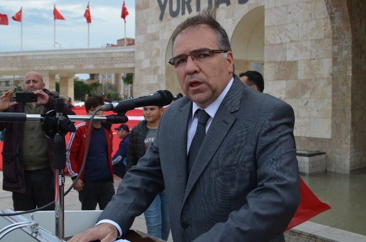 Didim’de yüzlerce kişi "Şehitlere Saygı" yürüyüşüne katıldı G5