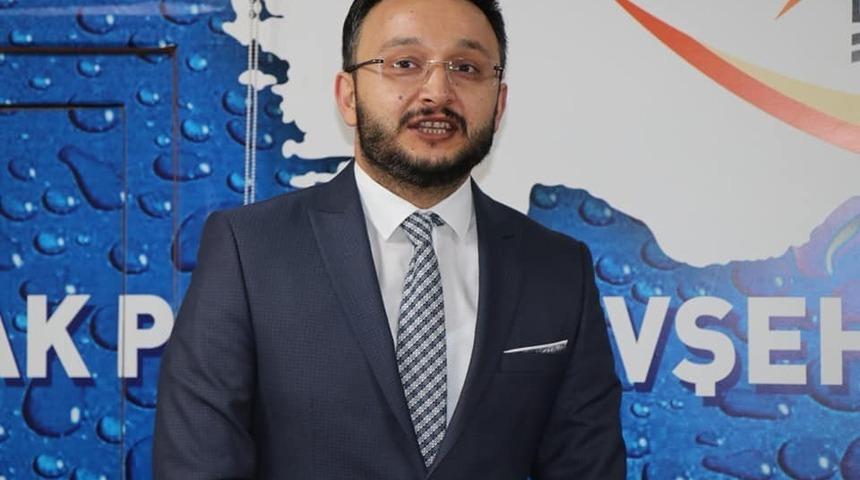 AK Parti İl Başkanı Yanar: &ldquo;CHP milletvekili Engin &Ouml;zko&ccedil;&rsquo;u istifaya davet ediyoruz&rdquo;