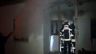 Kayseri'de korkutan yangın! Ev kullanılamaz hale geldi