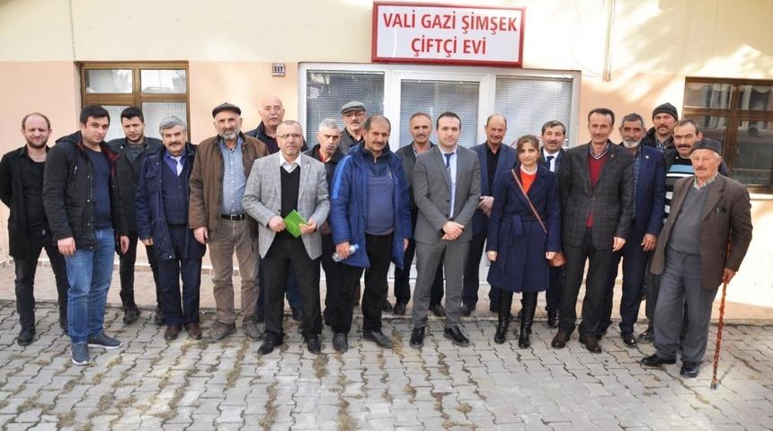 G&uuml;m&uuml;şhane&rsquo;de arıcılara Varroa eğitimi verildi