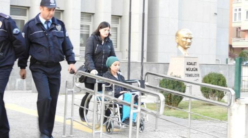 Doğurduğu bebeğini pencereden cani anneye müebbet hapis