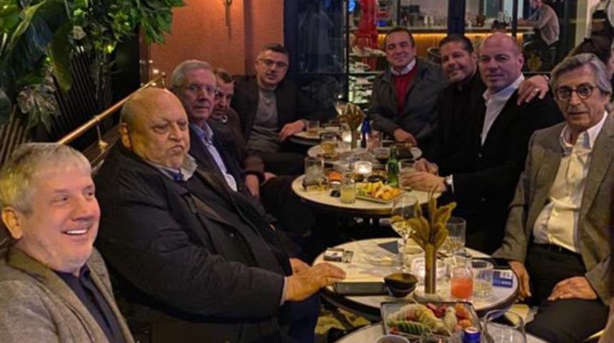 Aziz Yıldırım eski yöneticilerle bir araya geldi