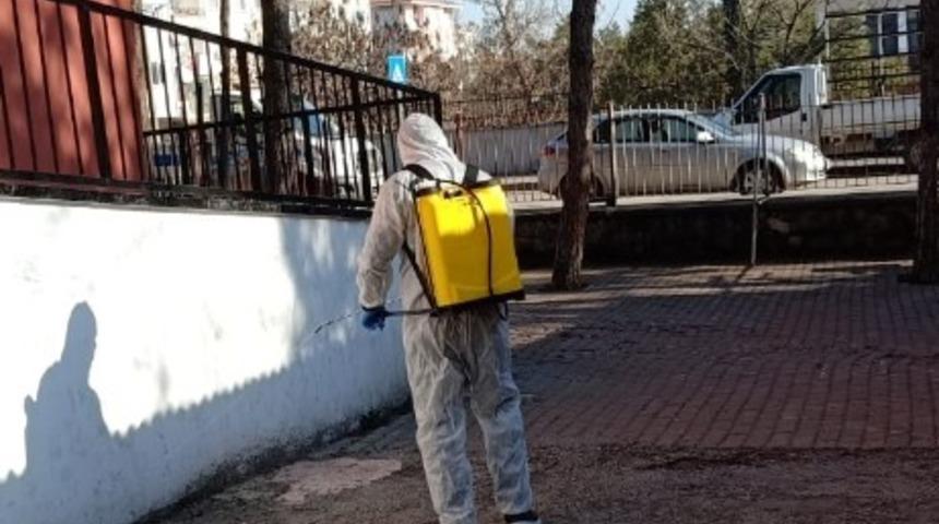 Sincan’da okullar ilaçlanıyor