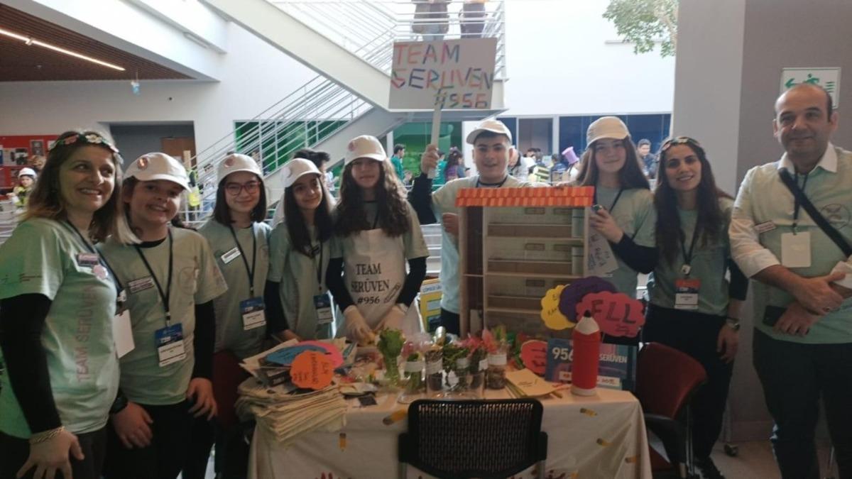 T&uuml;rkeli Cumhuriyet Okuluna "Araştırma &Ouml;d&uuml;l&uuml;"