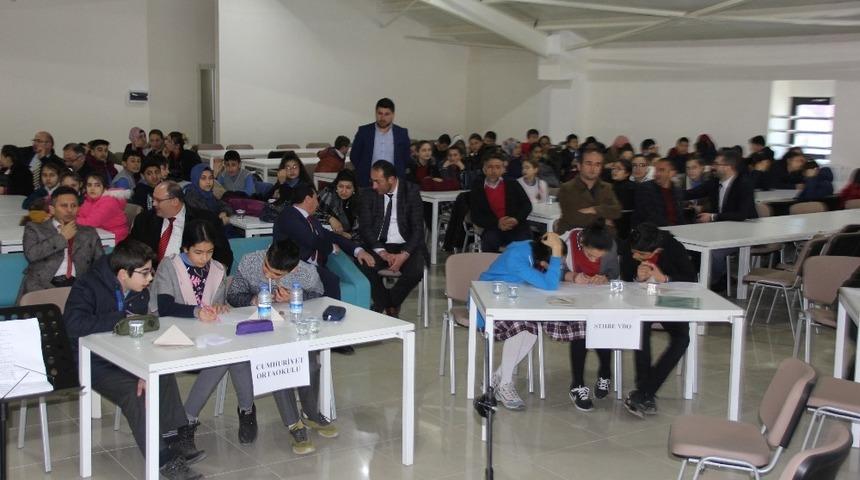 Zara&rsquo;da bilgi yarışması yapıldı