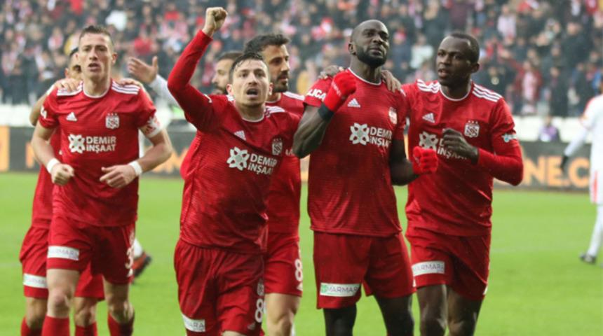Sivasspor, 318 g&uuml;nd&uuml;r kaybetmiyor
