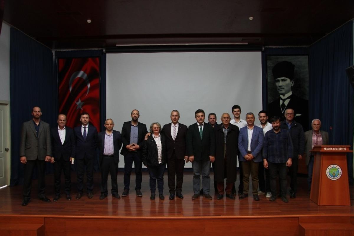 Hendek&rsquo;te fındık &uuml;reticilere seminer verildi
