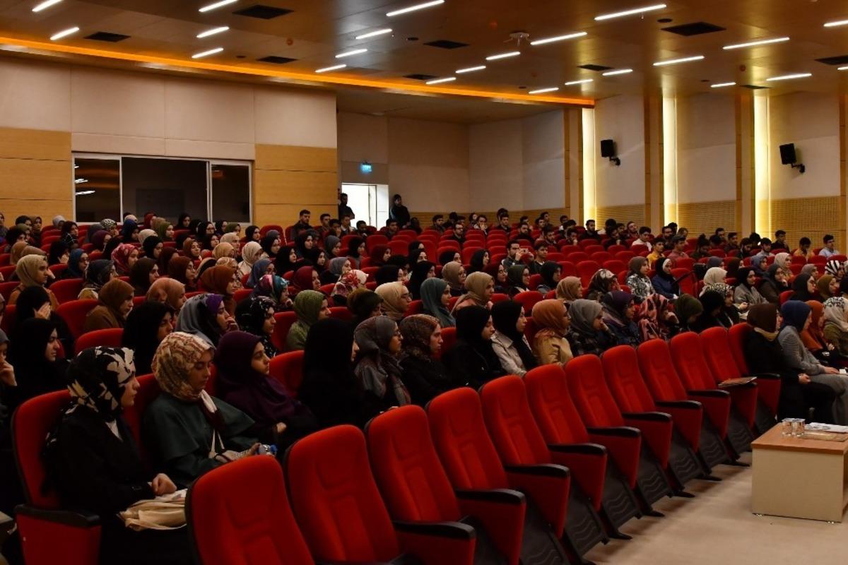 SA&Uuml;&rsquo;de, İdlib&rsquo;de şehit d&uuml;şen askerler i&ccedil;in anma t&ouml;renleri d&uuml;zenlendi