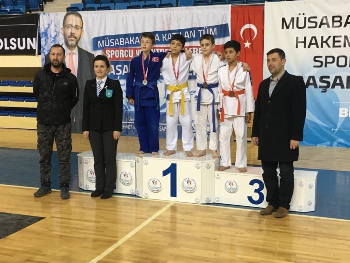 Judo m&uuml;sabakaları sona erdi