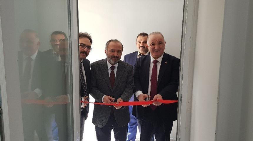 Zonguldak Teknopark Ar-Ge Ortak Kullanım Laboratuvarı a&ccedil;ıldı