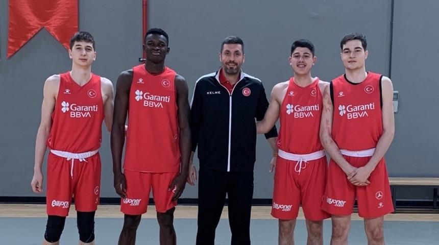 Pınar Karşıyaka&rsquo;nın milli gururları