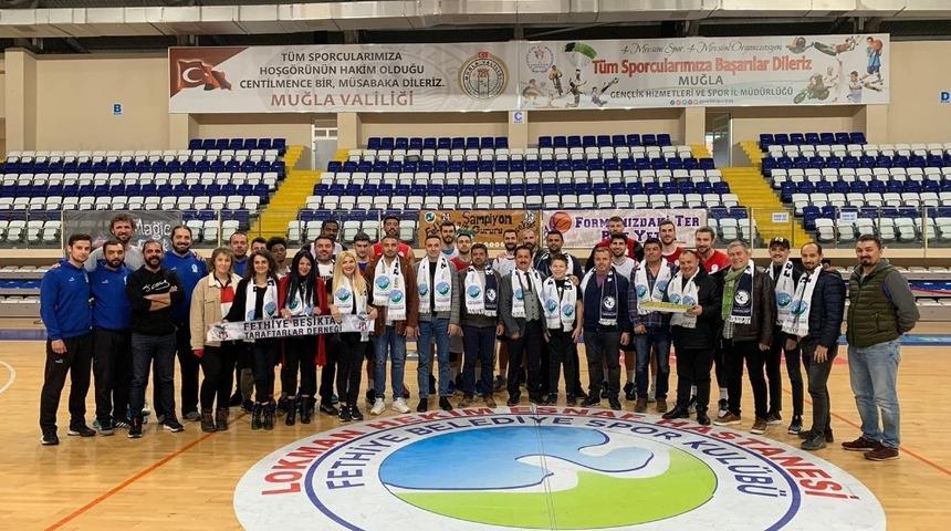 Fethiye Beşiktaş Taraftarlar Derneği&rsquo;nden Atkı Kampanyasına destek