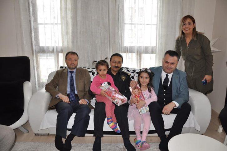 Kaymakam Otcu, yaralı yüzbaşıyı ziyaret etti G2