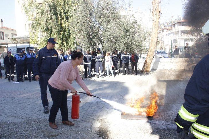 Ortaca’da belediye personeline yangın eğitimi verildi G2