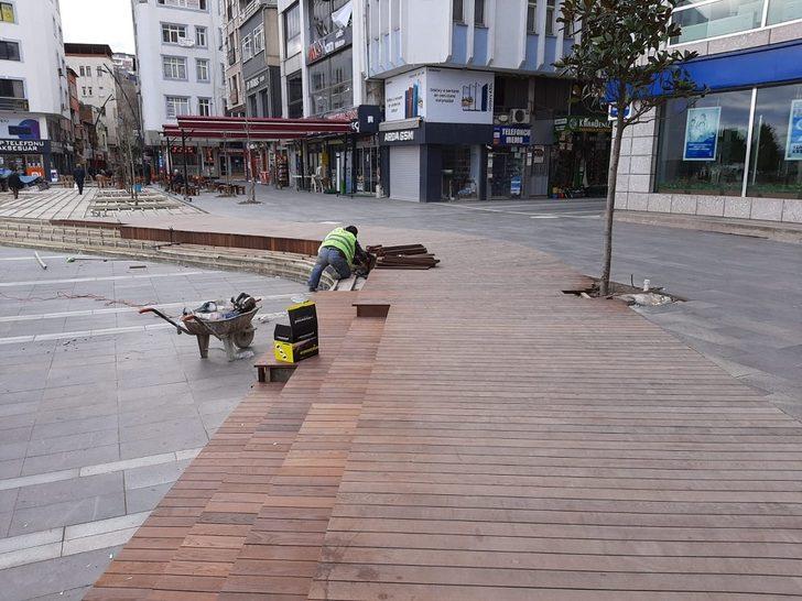 Fatsa Cumhuriyet Meydanı’nda sona gelindi G3