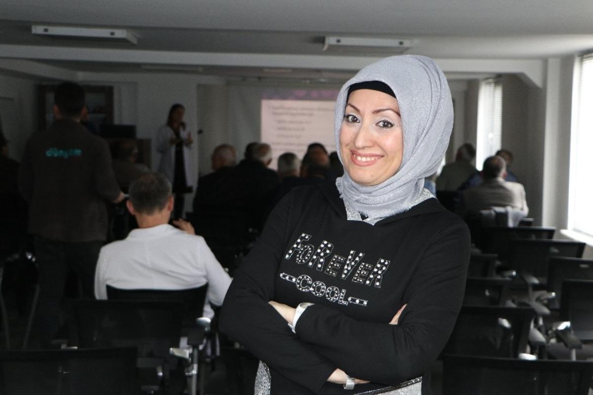 D&uuml;nyam Hastanesi&rsquo;nde &lsquo;Korona vir&uuml;s&rsquo; muhtarlara korona vir&uuml;s anlatıldı