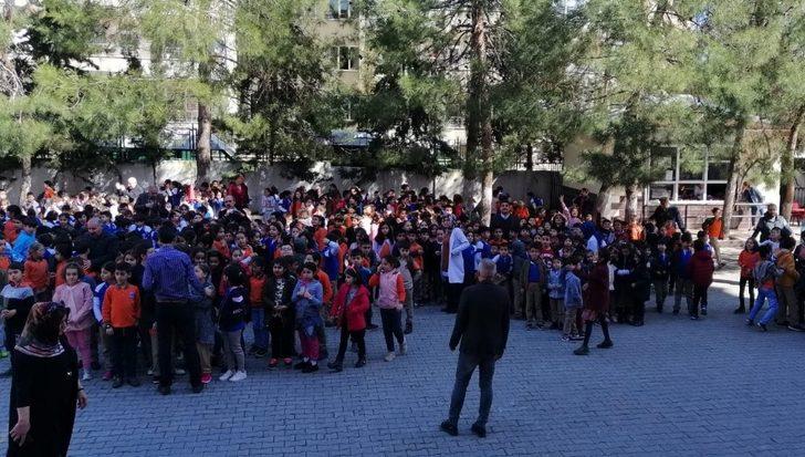 İlkokulda deprem tatbikatı G3