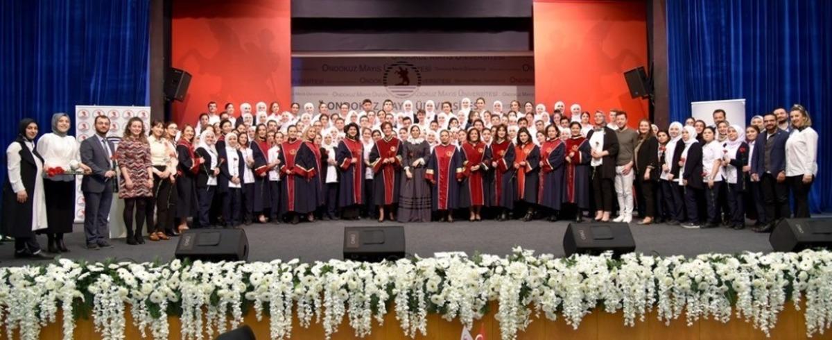 Dekan Terzi: "Bu beyaz &uuml;niformayı hi&ccedil;bir zaman kirletmeyin"