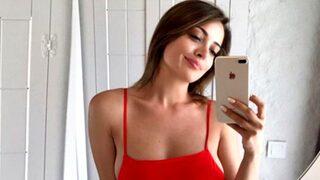 İrem Sak'tan Tuvana Türkay'a gönderme! 