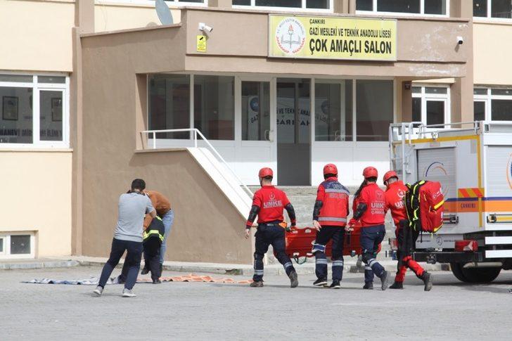 Çankırı’da gerçeğini aratmayan deprem tatbikatı G1