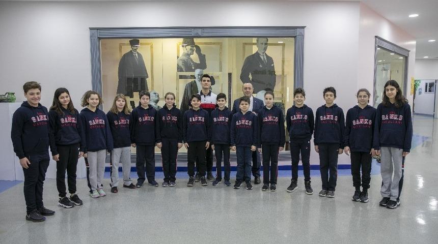 Sanko Okulları yüzücüleri bölge üçüncüsü oldu