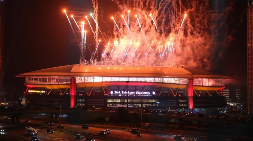 Galatasaray'dan T&uuml;rk Telekom ile 30 milyonluk anlaşma