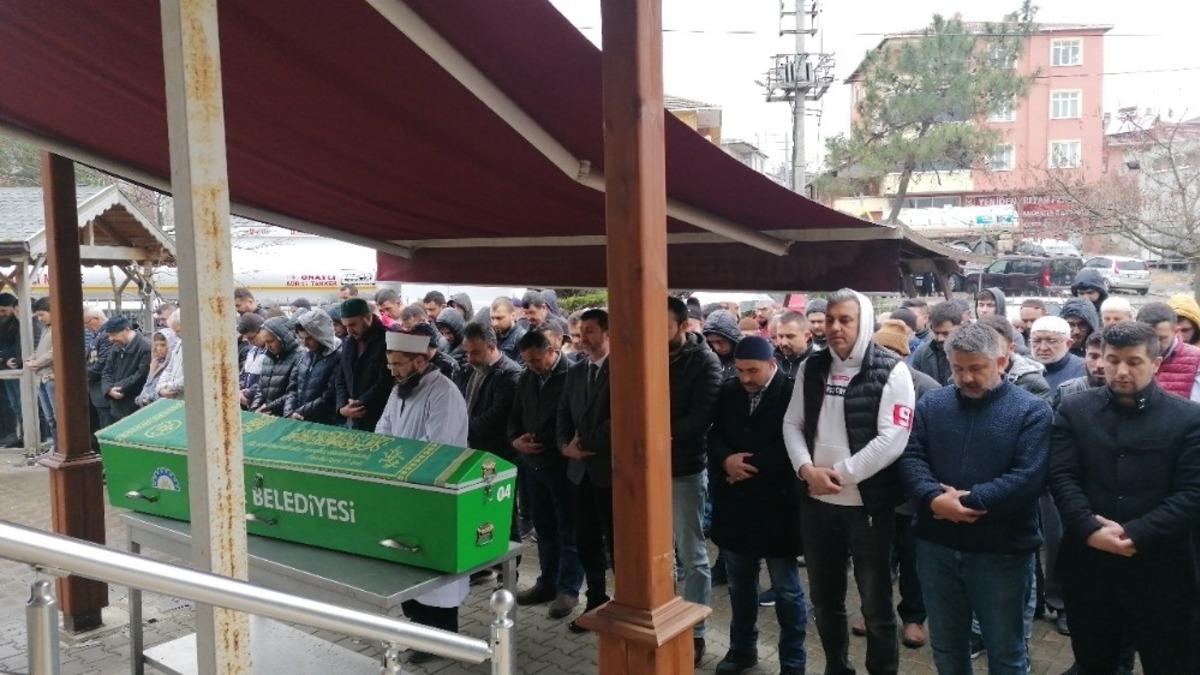 Taş motoruyla ayağını keserek hayatını kaybeden şahıs defnedildi