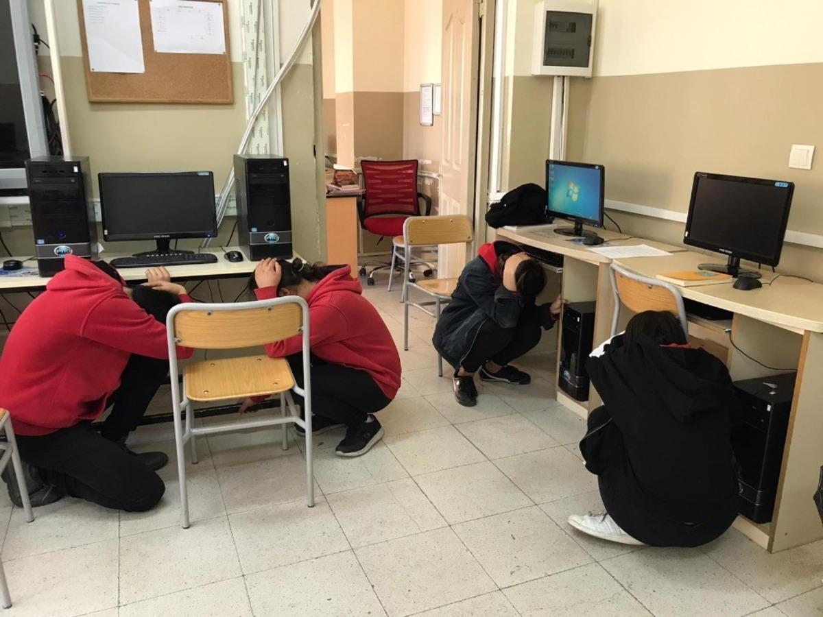 Milas&rsquo;taki okullarda deprem tatbikatı yapıldı