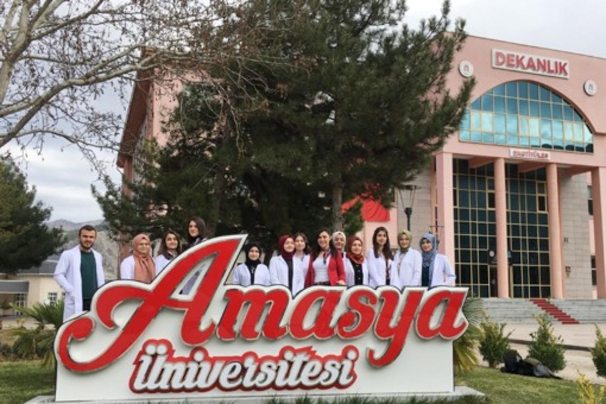 Eğitim Fak&uuml;ltesi &ouml;ğrencilerinden KPSS matematik desteği