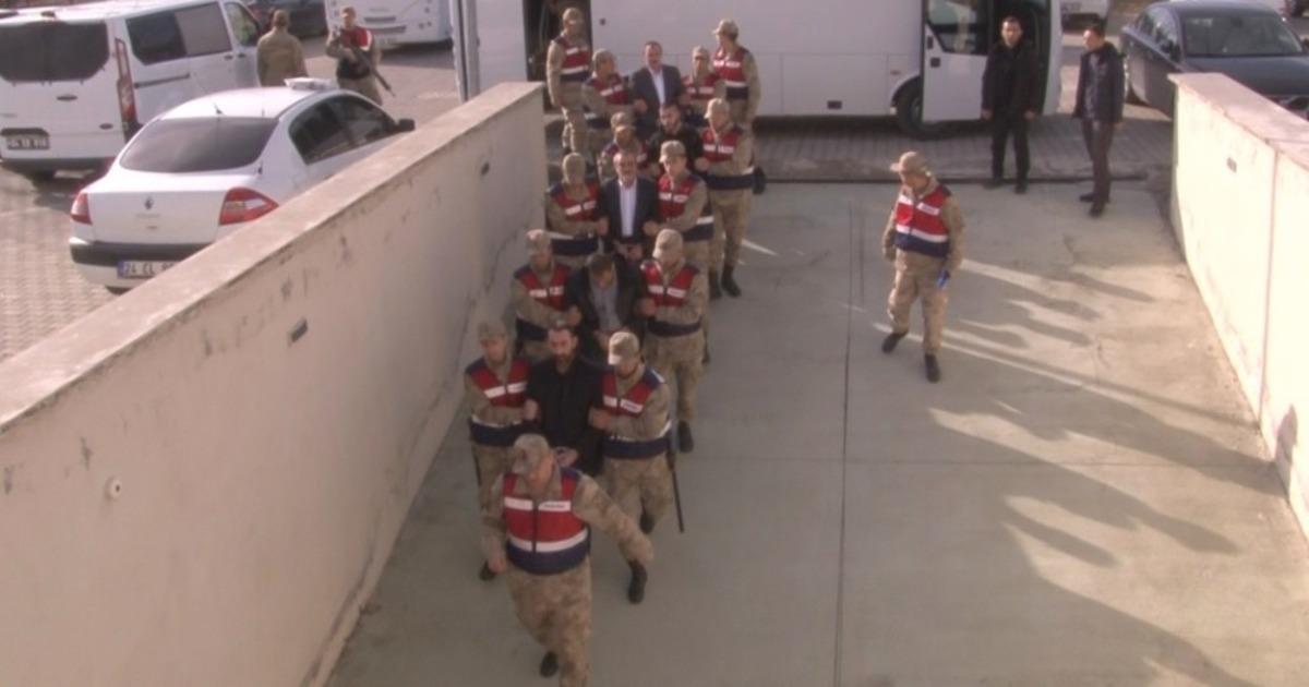 Muhtar adayını &ouml;ld&uuml;ren baba ve oğlunun cezası belli oldu!