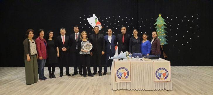 Ünlü Yazar Canan Tan, Aydın’da öğrencilerle bir araya geldi G2