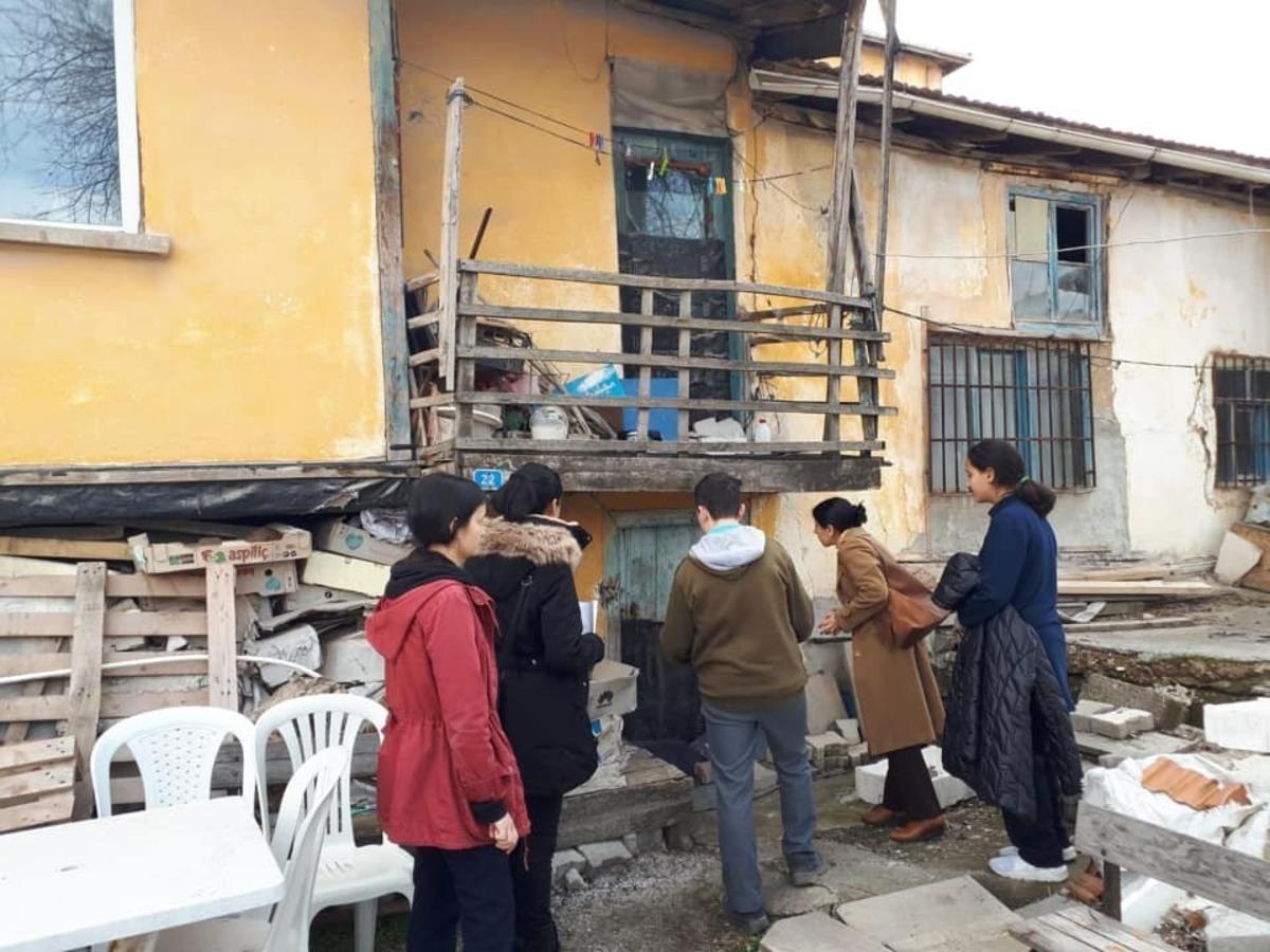 &Ccedil;avdarhisar&rsquo;da lise &ouml;ğrencilerinden &ouml;rnek davranış